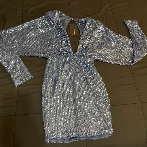 Fashion Nova sequin dress - Picture 7 of 8